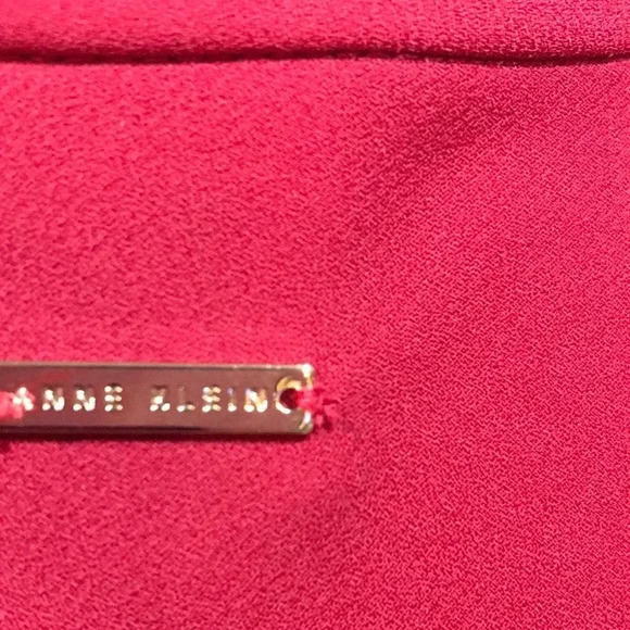 Anne Klein Red Sleeveless Tie Front Blouse-Size 3X - Picture 9 of 10